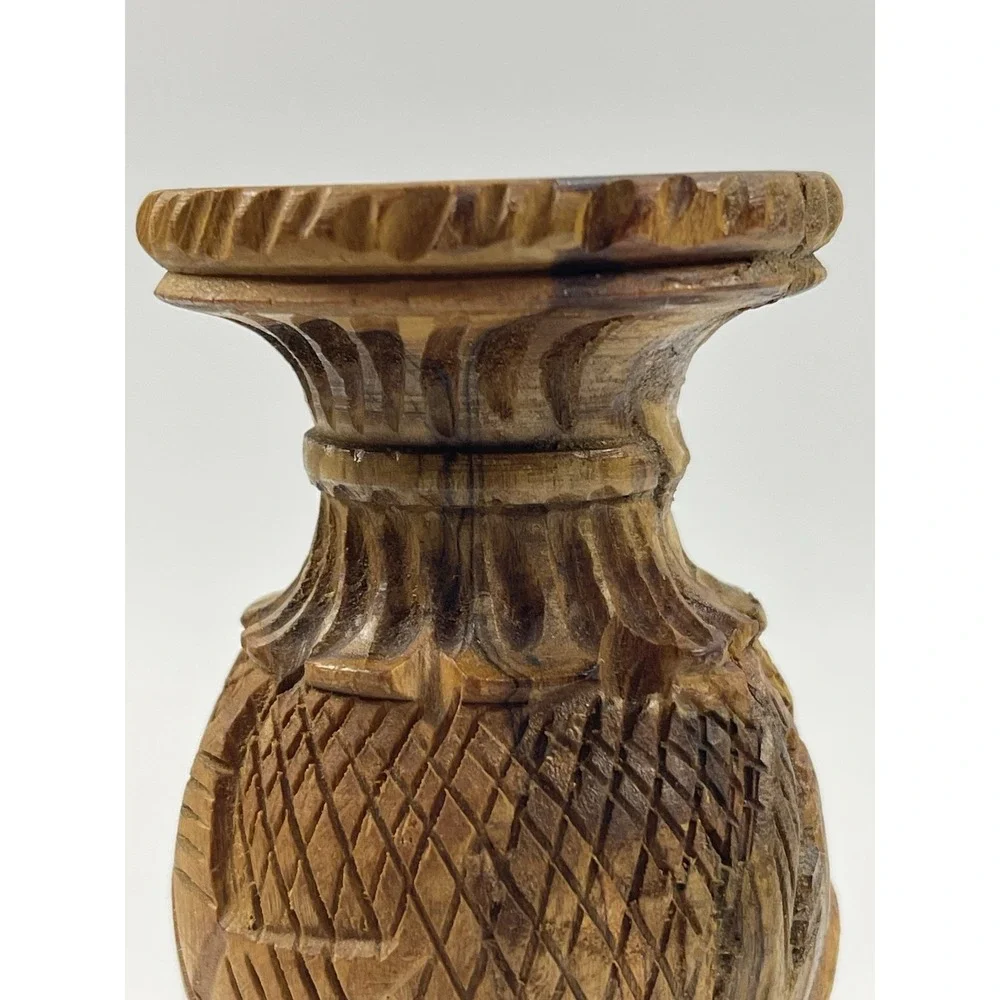 Hand-Carved Olive wood Vase Likely  from Bethlehem 5.5